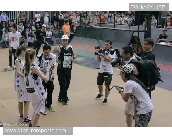 南京滑板队在运动滑板中的转型与挑战分析