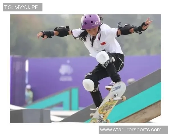 西安滑板队在运动滑板状态排行榜中荣获第二名展现出色实力与团队精神 西安滑板队在运动滑板状态排行榜中荣获第二名展现出色实力与团队精神