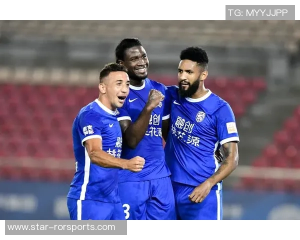 武汉篮球队在全国锦标赛积分榜上以79分稳居第一名展现强劲实力