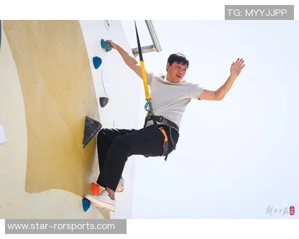 运动数据南京攀岩队在滑板精英赛中的实力展现与精彩表现分析